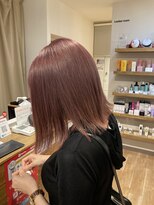 ウラ(.ula)&nbsp;ピンクブラウンワンブリーチダブルカラー髪質改善浦和美髪ケア