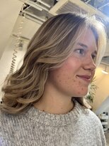ロア インターナショナル 新宿店(LoA International)&nbsp;Balayage / ombre / long layer/ curtain bangs / Engdlish