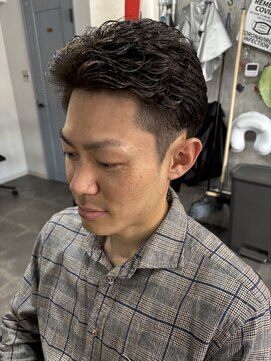 キャロル(CAROL) ツーブロックパーマ