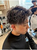 波巻きスパイラルパーマツイストスパイラルパーマセンターパート