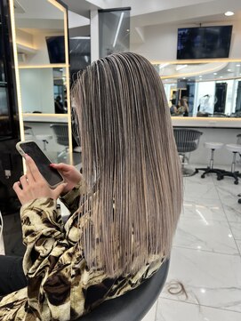 ラピス 渋谷本店(Lapis) バレイヤージュ/ハイライト/ホワイトカラー/海外風/髪質改善