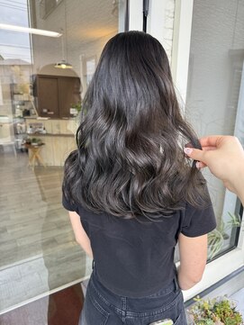 ヘアー アトリエ アンジー(Hair Atelier Angee) オリーブグレージュカラー