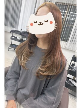 幻(maboroshi) 顔周りハイレイヤー矯正ブリーチ無しハイトーン