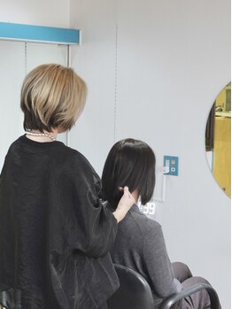 ユキグミプラス(yukigumi+plus)の写真/ベテランスタイリストによる、仕上げまで完全マンツーマンサロン*日々のお悩みも気軽にご相談下さい◎