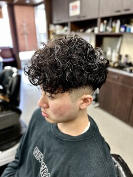 理容 赤沼 スペインカール