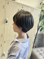 ハープット 府中けやき並木店(HearPut)&nbsp;ショート/ハンサムショート/黒髪/前下りショート/耳掛け大人女性