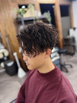 コア 新宿(CORE) 波巻き×ツイスパ×センターパート