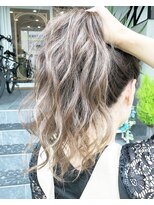 ルーナヘアー(LUNA hair) 『京都 山科 ルーナヘアー』ミルクティグレージュ【草木真一郎】