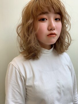 e.m.a プレミアムビューティーサロン 栄駅店(e.m.a PREMIUM BEAUTY SALON) 明るいカラー