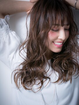 カバーヘア ブリス 上尾西口店(COVER HAIR bliss) 無造作カールの外国人風グラマラスロングw上尾10代20代30代