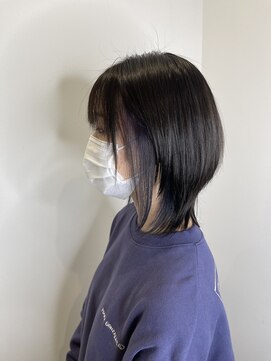 アレクサンドル オブ カラーズ トヤマ(ALEXANDRE OF COLORS TOYAMA) ウルフカット&インナーラベンダー