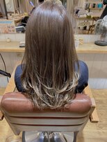 ヘアスペース リズム グリーン(Hair space Rizm green)&nbsp;シナモンベージュ