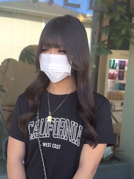 シェルハ(SHELHA) ブラウンカラー レイヤーカット 透明感カラー 後れ毛