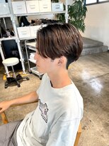 ザ オーダー(THE ORDER)&nbsp;ナチュラルセンターパート刈り上げメンズセンターパートカット