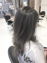 リリ(RiRi)&nbsp;外国人風ハイライト