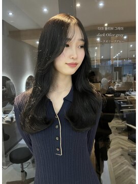 ジーナ 福岡天神(Zina) 韓国/髪質改善/ブリーチ/ダブルカラー/インナーカラー/縮毛矯正
