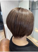 ショート×白髪暈しハイライト