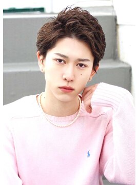 ウィロー(WILLOW) 【WILLOW京橋】アップバング束感ショート（WILLOW京橋）