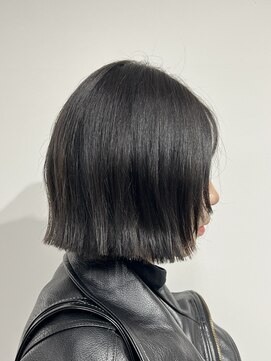 オリンテ バイ レシッド 表参道(orente by rcid) 顔周りレイヤーショートボブ