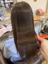 トータルビューティーサロン プリエ(prier) オリーブブラウン