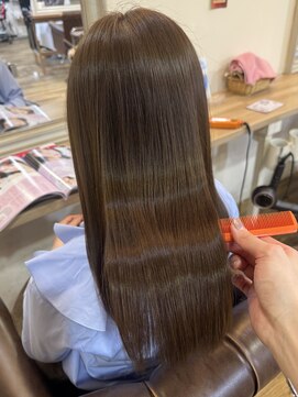 トータルビューティーサロン プリエ(prier) オリーブブラウン