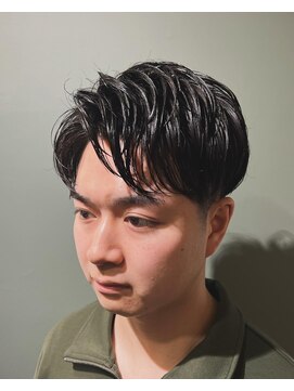 スタンドバーバー 柏(STAND BARBER) スペインカール/スパイキーショート/ブルーブラック/柏