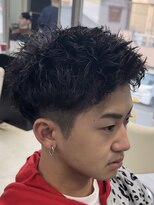 エデアンルクラ 下通(EDEAN Leclat)&nbsp;熊本 スパイキーパーマ ショート アップバング MEN'S HAIR