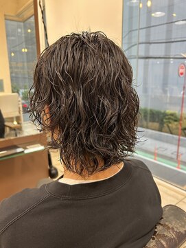 ディータ(Dita) 2.30代にも◎大人の黒髪モテるロングツイストスパイラルパーマ