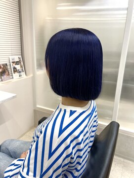トッカ ヘアアンドトリートメント バイ リウム(tocca hair&treatment by Rium) 《韓国ヘア》ネイビーブルーカラー×タッセルボブ