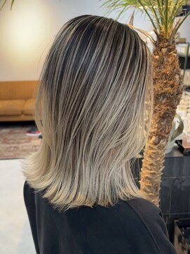 メリー オオサカ(Merly Osaka) バレイヤージュ/似合わせカット