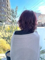 ベリー(berry)&nbsp;艶やかな大人ボルドー×くせ毛活かしたstyle★