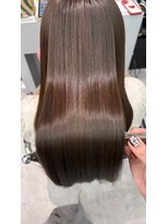 ミッシュバイアーバン(misch by urban.)&nbsp;大人ガーリー/髪質改善トリートメント【堀 春菜】