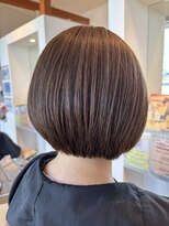 アンジュール&nbsp;馴染むハイライトカラー