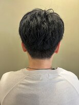 ザメンバイリオス(THE MEN. BY LIOS)&nbsp;癖毛×センターパート　楽にオシャレを♪