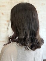 アカイトビラ ヘアケアサロン(AKAI TOBIRA Hair Care Salon)&nbsp;インナカラー×グレージュ