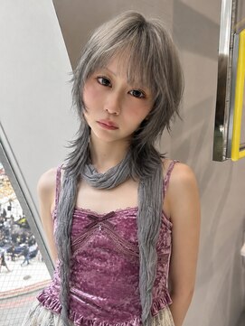 ノラ シンディ(NORA CYNDY) ハッシュカット韓国くびれミディアムレイヤーブルーグレーカラー