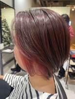 ニール(Neale.)&nbsp;デザインカラーインナーレッド×ボブ11.16