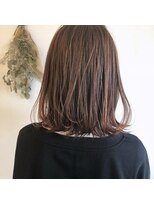 エラム(Elam)&nbsp;切りっぱなしボブ