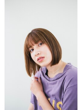 ピズム(PISM) 前髪ぱっつんイメチェンボブ