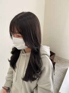 シェノン 西梅田(CHAINON) 黒髪/グレーベージュ/レイヤーカット/アッシュ/前髪パーマ