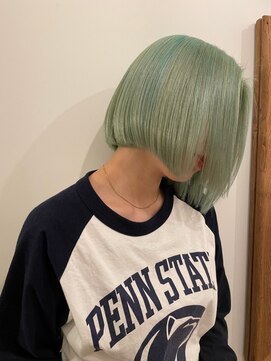 ティム(tim.) ペールグリーン＊ラインボブ