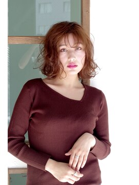 クシュ 所沢西口プロぺ通り(kusyu... ) ペールベージュセクションカラーグラデーションカラー外ハネボブ