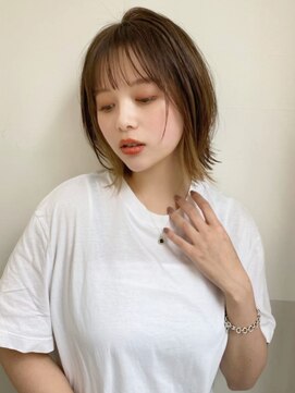 ベイルーム(BAYROOM by HONEY omotesando) 大人可愛い20代30代40代外はねボブ×小顔インナーカラー
