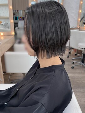 エレノア 渋谷公園通り店(Eleanor) 外はねタッセルボブ