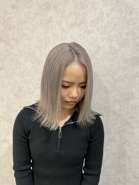 レガシーヘアーデザイン(Legacy hair design) ホワイトシルバー♪ 天神/今泉