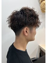 サロンドジョー(salon de joe) ツイストスパイラルパーマメンズマッシュ刈り上げ 奥東巧真