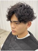 □波巻きパーマ#センターパートダークアッシュミディアムパーマ