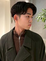 メンズサロン ブロック(Men's Salon bloc) 波巻きパーマ アップバング ツーブロック 刈り上げ 20代 束感