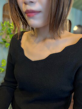 ハチ(.hachi) 切りっぱなしボブ