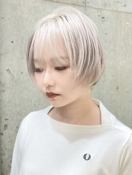 サンク 原宿 表参道(cinq) ミルクティーグレージュカラーアッシュグレーベージュカラーボブ